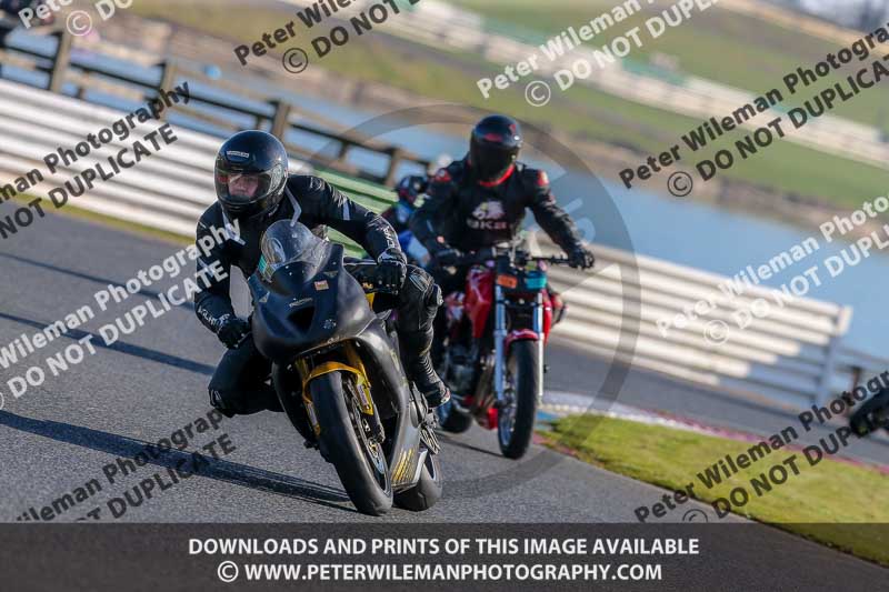 PJM Wedding Photography;enduro digital images;event digital images;eventdigitalimages;mallory park;mallory park photographs;mallory park trackday;mallory park trackday photographs;no limits trackdays;peter wileman photography;racing digital images;trackday digital images;trackday photos